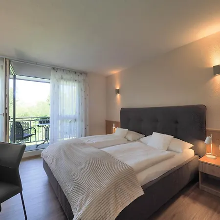 Waldheim Отель *